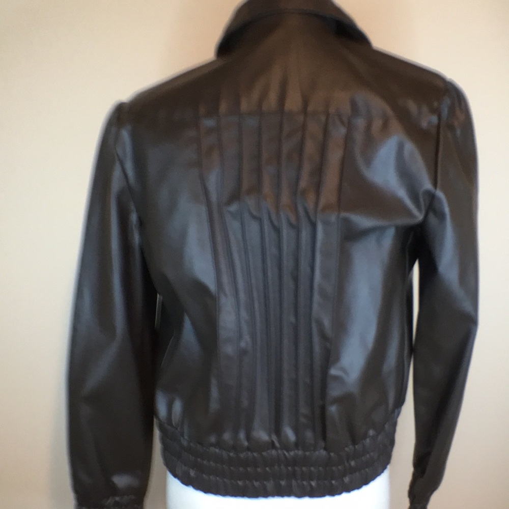 Jacket - Picture 4 of 4